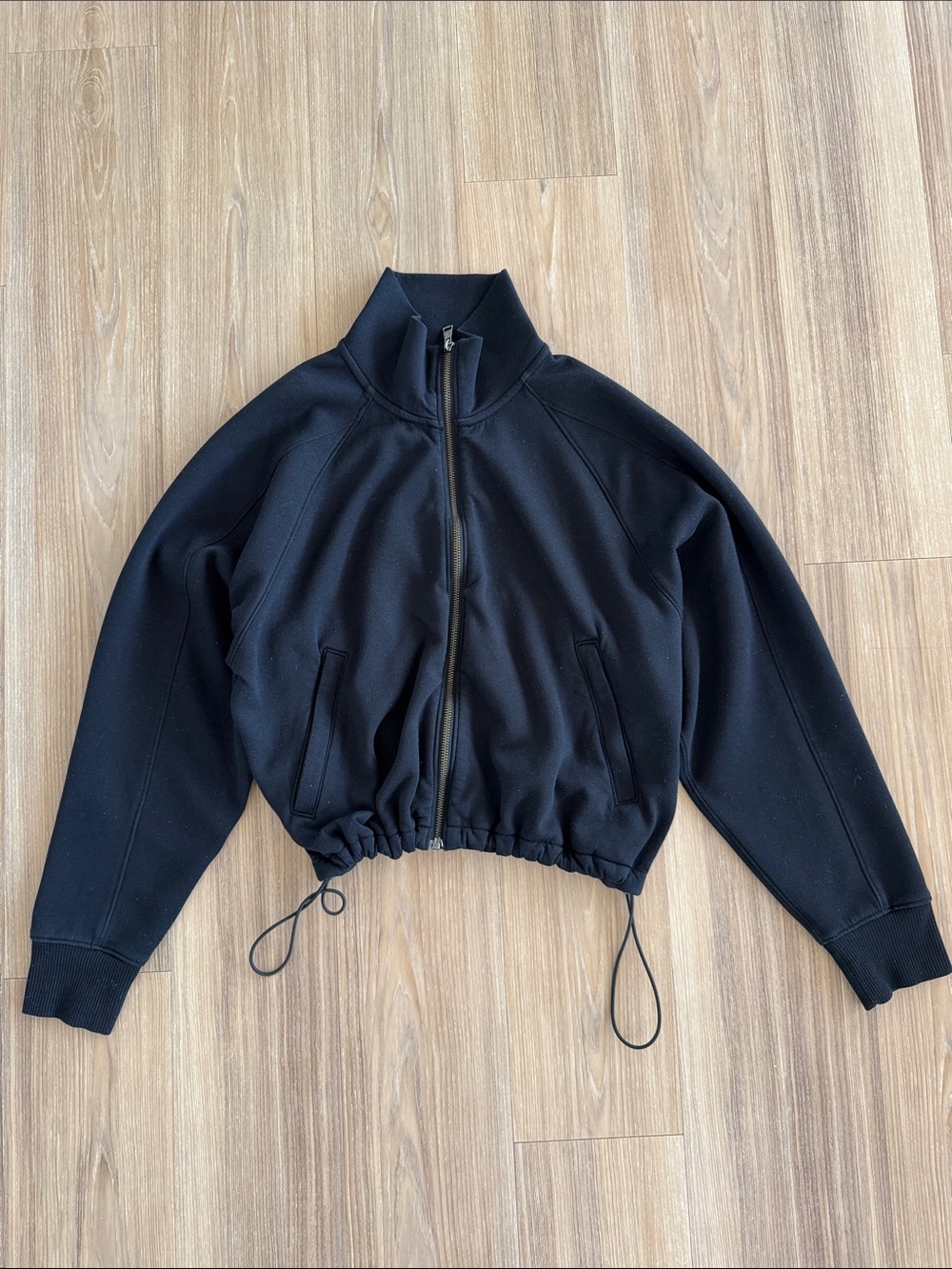 Abercrombie & Fitch Women’s Cinched Mockneck Sweatshirt